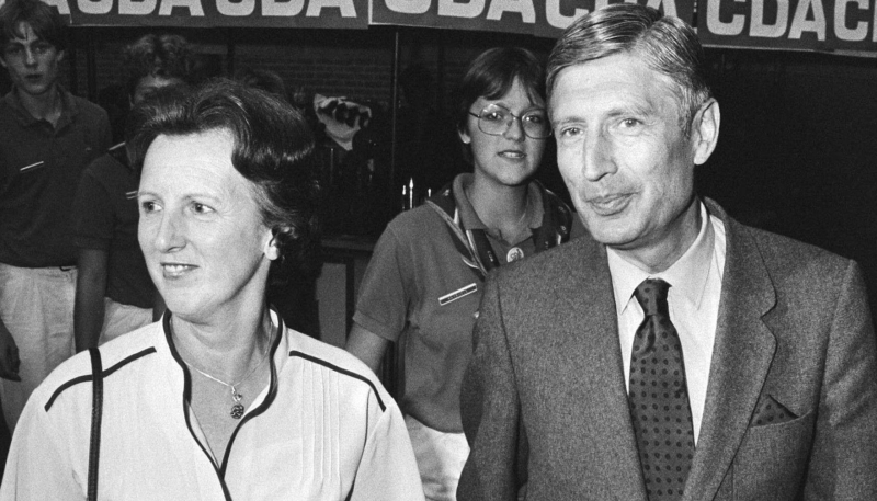 Tomados de la mano: ex Primer Ministro de la Holanda y su esposa tuvieron la eutanasia