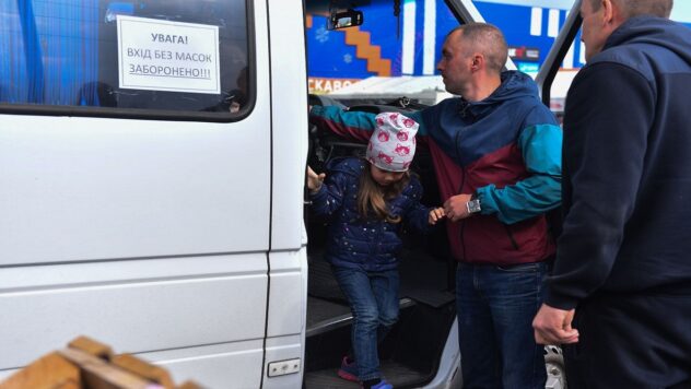 Al comienzo de la guerra, estaba visitando a mi abuela: un niño pequeño había regresado de la ocupación