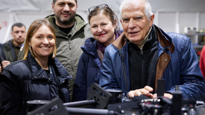 Esto es realmente sorprendente: Borrell evaluó la producción ucraniana para el ejército de drones