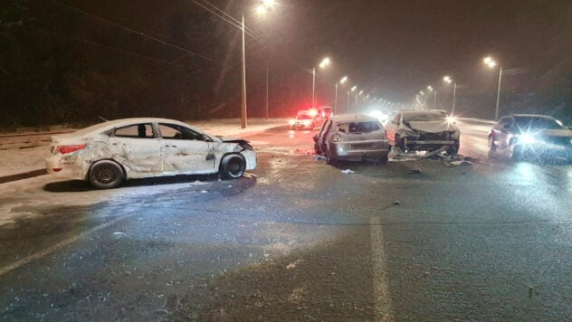 Un niño de 6 años murió en un accidente de tráfico en Jarkov, cinco adultos resultaron heridos 