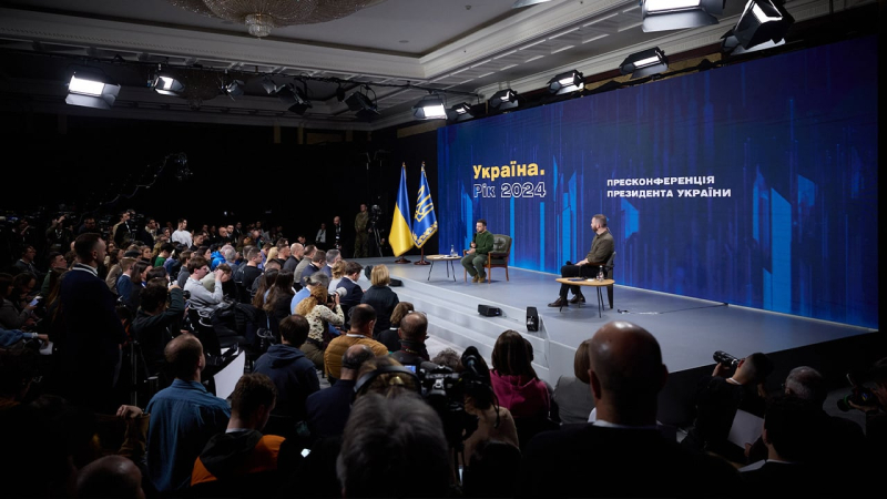 Número de muertos en la guerra, planes de Rusia, errores de Ucrania: los puntos principales de la conferencia de prensa de Zelensky