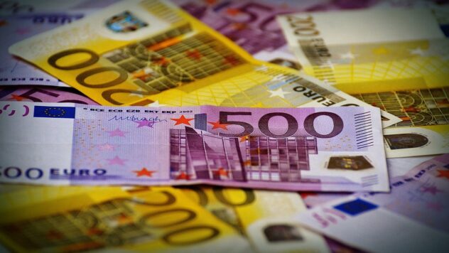 El Consejo de la UE ha aprobado finalmente la asignación de 50 mil millones de euros a Ucrania