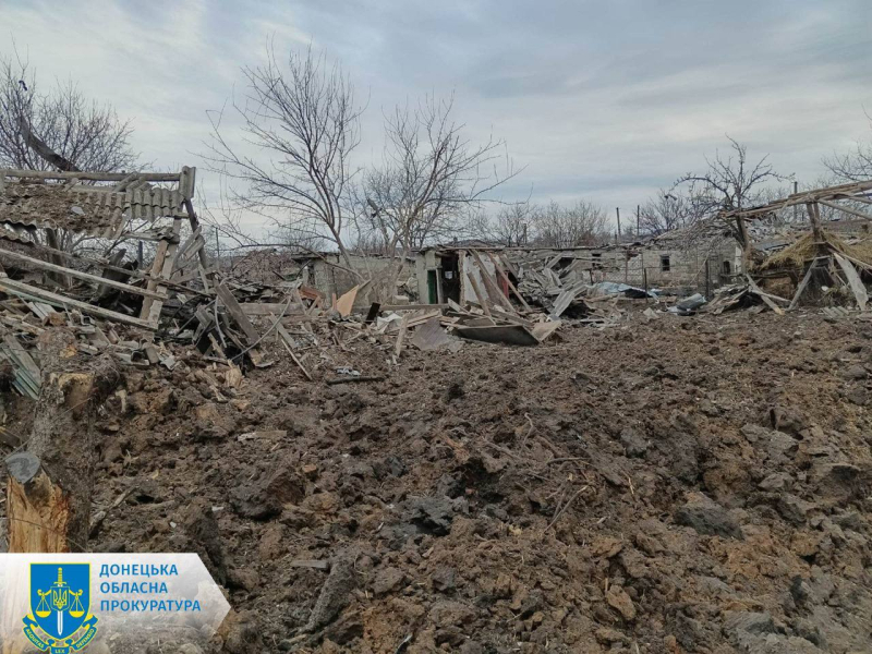 Ataque a Pavlograd y Selidovo, construcción de una línea de defensa de 30 km de la Federación Rusa en Donbass: noticias del 12 de febrero