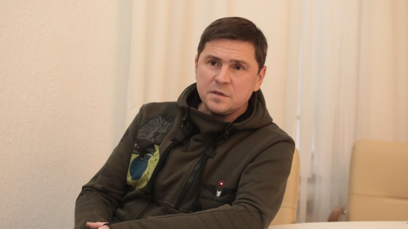 Podolyak explicó el motivo del despido de Zaluzhny