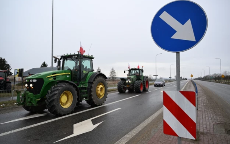 Activado Los eslóganes prorrusos volvieron a aparecer en las protestas de los agricultores en Polonia