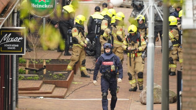 En los Países Bajos, una persona desconocida tomó como rehenes a personas; 150 casas fueron evacuadas