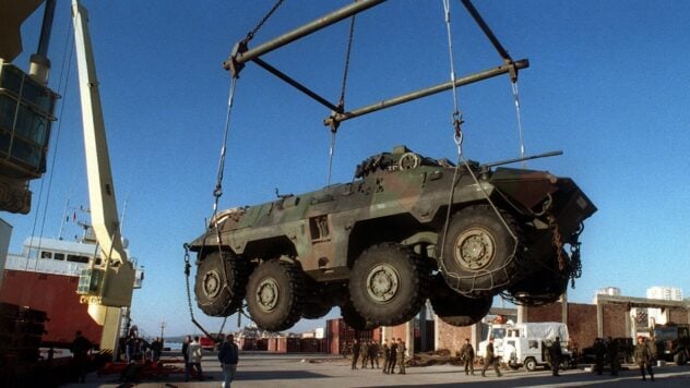 300 vehículos blindados y dragaminas: Bélgica promete ayuda a Ucrania por valor de 412 millones de euros