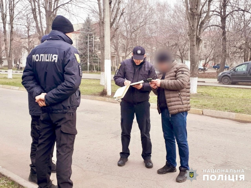 El cuerpo de un Un hombre con uniforme militar fue encontrado en la región de Odessa, el sospechoso ya ha sido encontrado