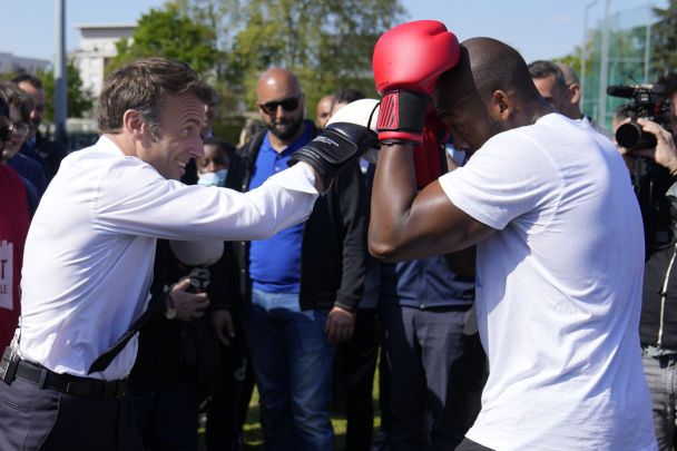 Macron- Boxeador: nuevas fotos del presidente francés causaron revuelo en las redes sociales
