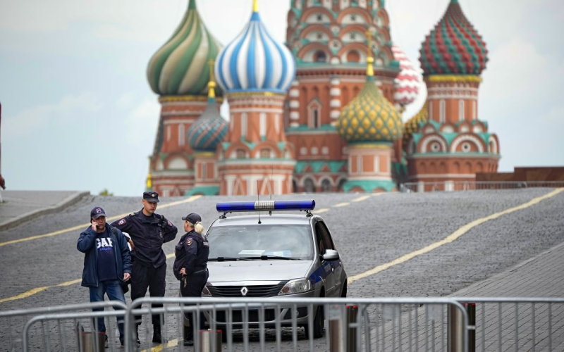 En Moscú, la policía fue transferida a un régimen intensificado debido a la 'amenaza de ataques terroristas'