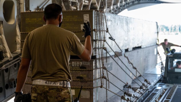 Parte de la ayuda estadounidense a Ucrania se encuentra en almacenes en Polonia y Alemania - CNN