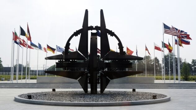 Los aliados de la OTAN tendrán una dura discusión sobre un fondo de 100 mil millones de dólares para Ucrania - Bloomberg
