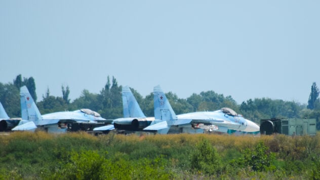 Cazas desenfundados: la inteligencia británica mostró cómo la Federación Rusa camufla los aviones