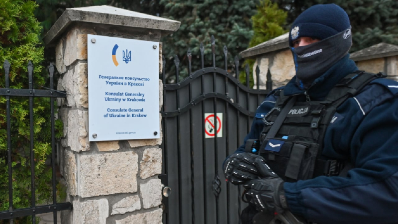 Los ucranianos obligados a realizar el servicio militar no serán deportados del extranjero - diputado