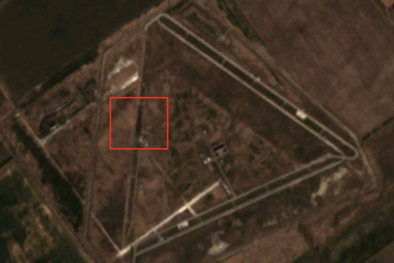 Los drones dañaron la parte de la antena del contenedor del radar: esto se puede ver en imágenes de satélite