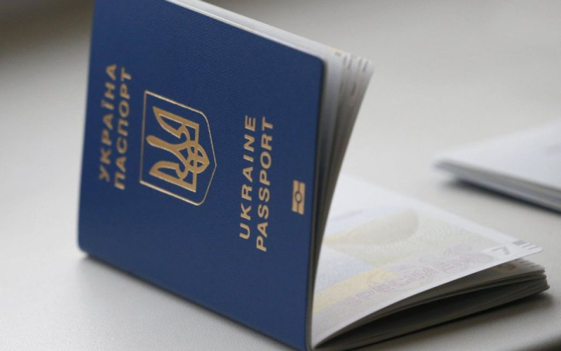Restricciones a la emisión de documentos por parte de los consulados de Ucrania: a quién afecta - explicado por el abogado