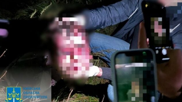 Le cortaron la cabeza con un cuchillo de cocina: en la región de Kiev, un hombre fue brutalmente asesinado y desmembró a su hijo