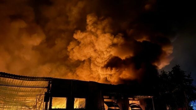 Explosiones en Odessa el 1 de mayo: 14 heridos, el depósito y el departamento de Nova Poshta incendiados 