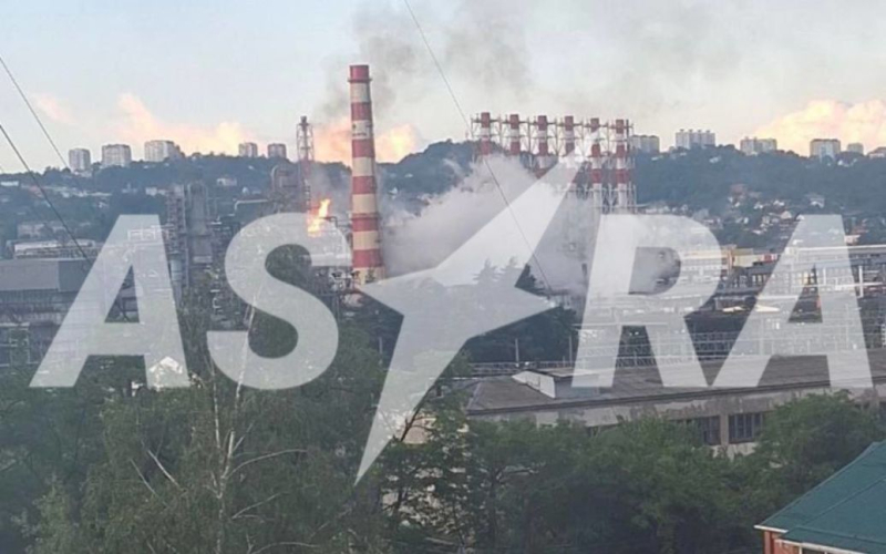 Continúa el ataque de drones desconocidos en Rusia: una refinería de petróleo arde en Tuapse