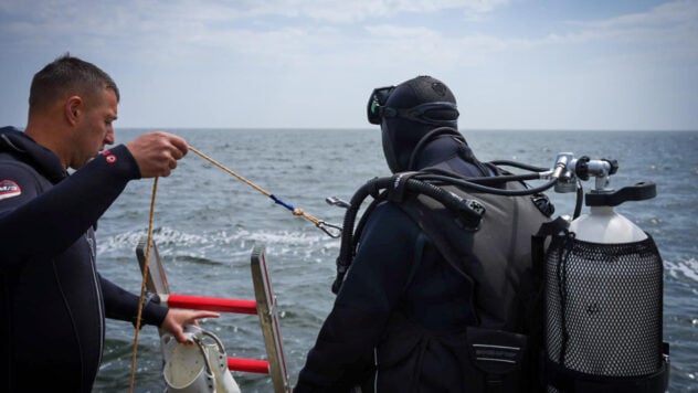 Los buzos encontraron el cuerpo de una mujer policía de 20 años que fue arrastrada por una ola al mar en Odessa