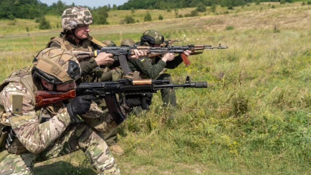 Los estudiantes serán expulsados ​​por negarse a recibir entrenamiento militar básico