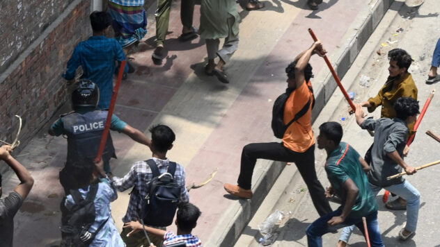 En Bangladesh, las protestas estudiantiles se convirtieron en enfrentamientos con la policía: decenas de muertos