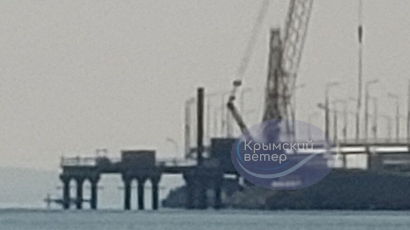 Los rusos están construyendo fortificaciones cerca del puente de Crimea: han aparecido fotos