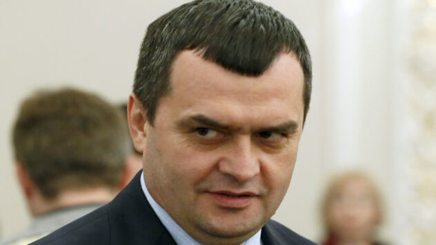 Propuse a los funcionarios entregar Ucrania: se declararon sospechas contra el ex Ministro del Interior Asuntos Zakharchenko