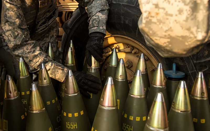 La UE no puede cumplir con sus obligaciones de suministrar municiones a Ucrania: investigación sobre los 'Esquemas'