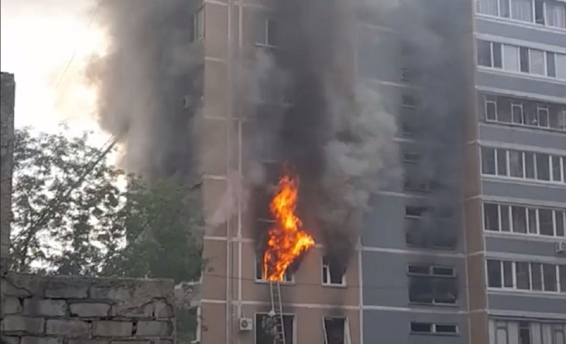 En la ciudad rusa de Ulyanovsk hubo una fuerte explosión en un edificio alto hay muertos