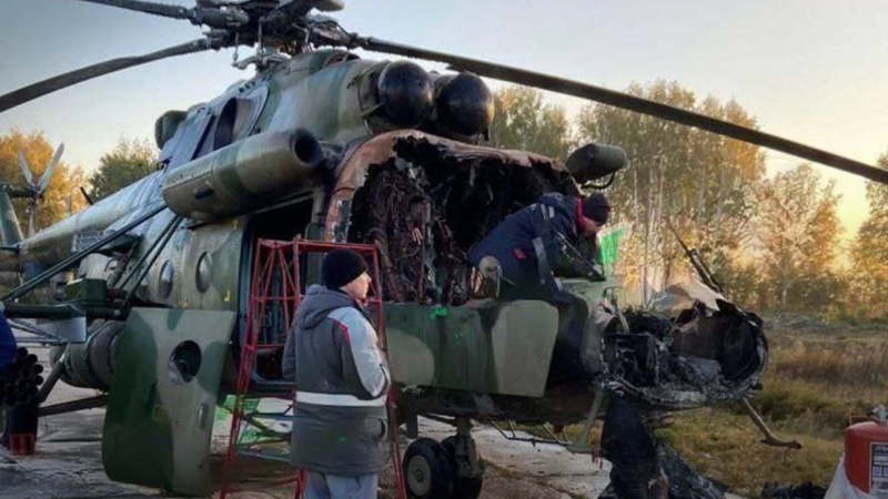 En Omsk, los escolares entraron en el territorio de la base aérea y quemaron el Mi-8, - rossmi