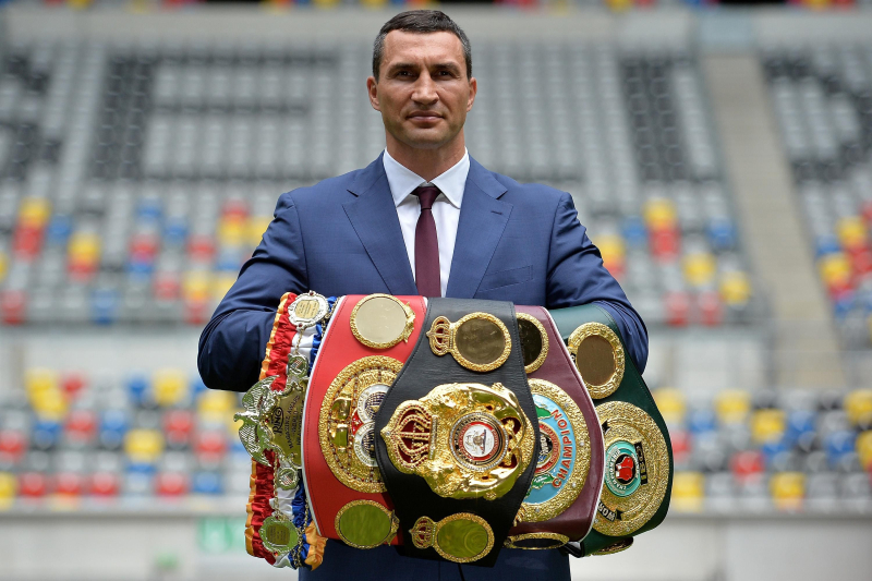 El ex campeón mundial determinó cuál es el mejor boxeador: eligió entre Klitschko y Lewis