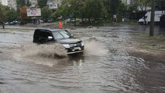 Lluvias en Odessa: la ciudad se inunda, el tráfico de tranvía está suspendido