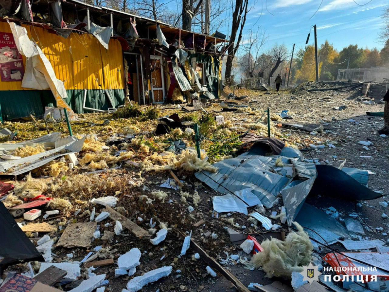 La Federación Rusa bombardeó una tienda y mercado en Kupyansk: hay destrucción y heridos