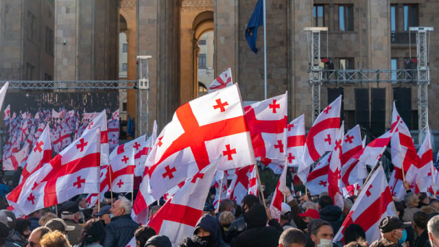 Elecciones georgianas de 2024: las El gobierno prorruso celebra y la oposición va a las protestas