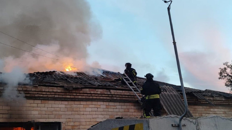 La Federación de Rusia atacó en Alekseevo-Druzhkovka: se produjeron muertes en Novaya Poshta dos personas