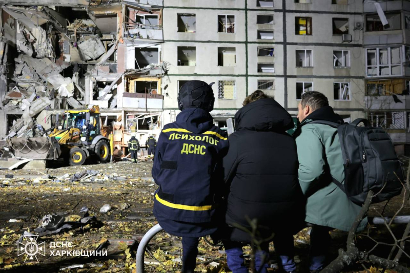 Explosiones en Jarkov: el Federación Rusa impacta contra un edificio de gran altura, hay muertos y 35 heridos