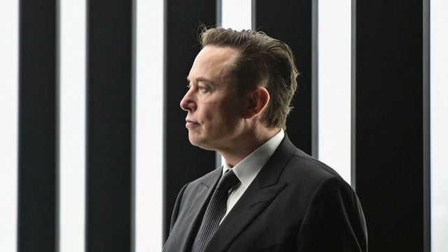 En el lugar del intento de asesinato: Musk pidió votar por el republicano Trump