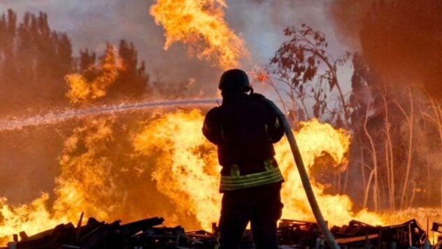 Bombardeo de Jerson: el incendio en los almacenes estuvo extinguido hasta la mañana, un patrullero resultó herido 