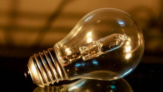 109 asentamientos en 6 regiones se quedan sin electricidad: Ukrenergo habla de las consecuencias del mal tiempo