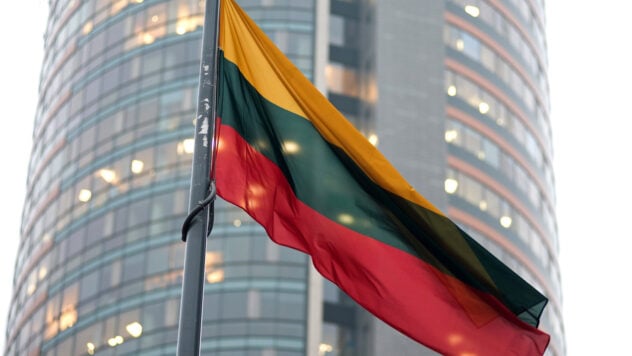 Lituania entregó una nota de protesta a un abogado ruso por los crímenes de guerra rusos en Ucrania