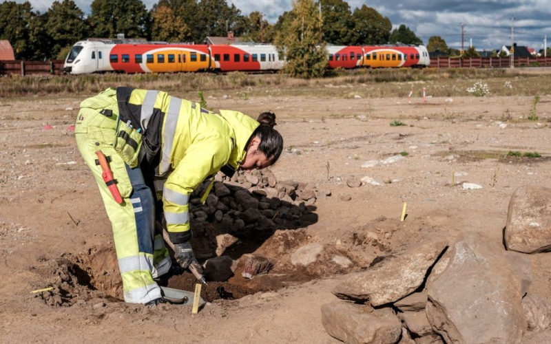 En Suecia, los arqueólogos han encontrado un entierro inusual de una mujer de la Edad del Hierro: ¿qué conocido