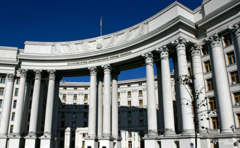 “Manipulación inmoral”: la Cancillería comentó las declaraciones de Hungría sobre la “tregua navideña”