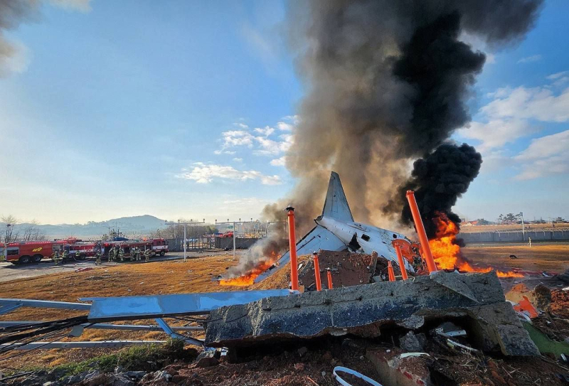 Accidente aéreo en Corea del Sur: cuál es el estado de las 2 víctimas que lograron sobrevivir