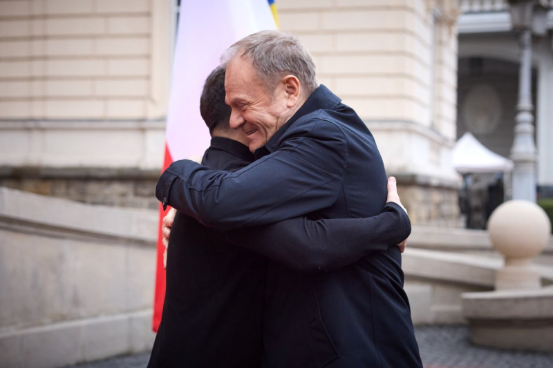 Polonia no puede darle a Ucrania todas las armas porque es un “Estado de primera línea”: Donald Tusk