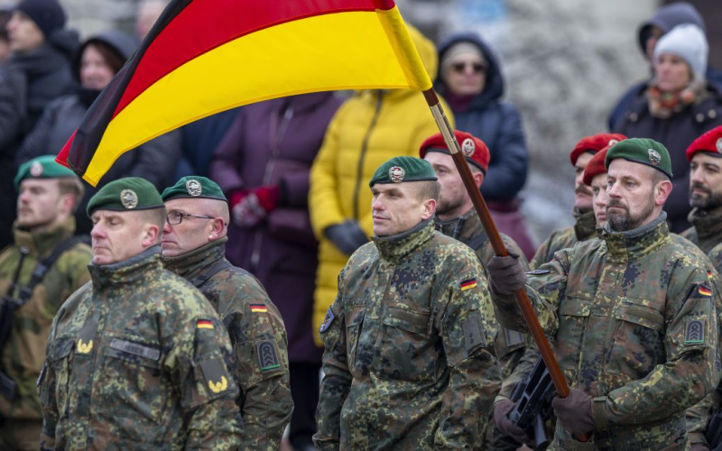 Alemania podría restablecer el servicio militar obligatorio tanto para hombres como para mujeres