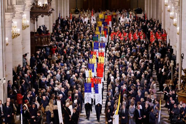 Inaugurada la catedral de Notre Dame en Francia (foto )