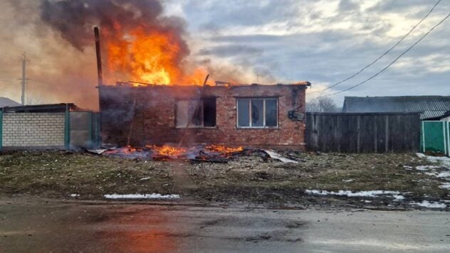 Por la mañana, los rusos bombardearon Semenovka en la región de Chernihiv: hay heridos