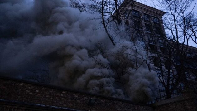 Incendio en Khreshchatyk en Kiev: ardía un colector de cable subterráneo