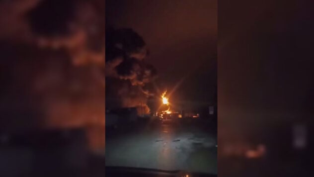 Un depósito de petróleo está ardiendo en Lyudinovo, región de Kaluga de la Federación Rusa: las autoridades están hablando de ello 